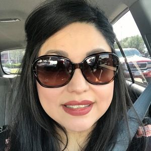 Meet your Posher, Hazel